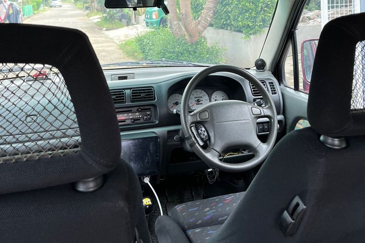 Suzuki Karimun Kotak, Gaya JDM, Suzuki Karimun kotak, gaya JDM, modifikasi mobil, Fungsionalitas dan Estetika, Transformasi Suzuki Karimun Kotak: Gaya JDM yang Menarik