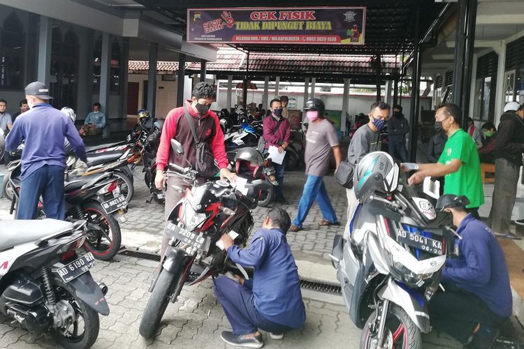 pajak kendaraan, kendaraan bermotor, Pajak Kendaraan, Kendaraan Bermotor, Polda Metro Jaya, Samsat, otomotif, samsat, Pajak Kendaraan Bermotor (PKB), Ada Pemutihan Pajak Kendaraan di Jakarta, Ini Daftar Gerai Pelayanannya