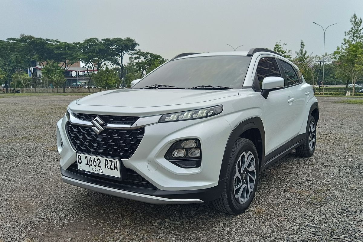 Suzuki Fronx GL:  Varian Termurah dengan Spesifikasi Menarik