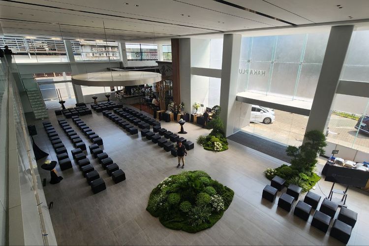 premium, Denza, diler, Pluit, Diler, Denza Resmikan Diler Premium di Pluit, Investasi di Atas Rp 100 Miliar