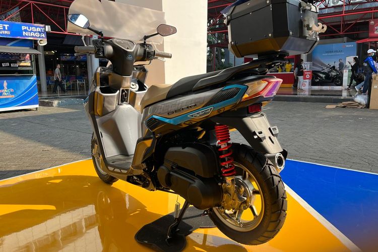 Yamaha Gear Ultima, Pekan Raya Jakarta, Outdoor Culture, Modifikasi skutik, Modifikasi Yamaha Gear Ultima Bergaya Touring Harian