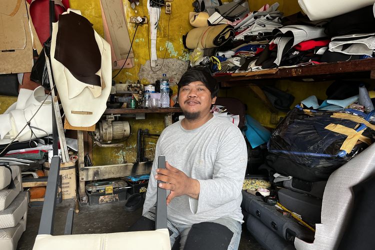 interior, mobil, interior mobil, Bekleding, Bekleding mobil, Segini Harga Retrim Jok Mobil di Sentra Bekleding Kebon Sirih