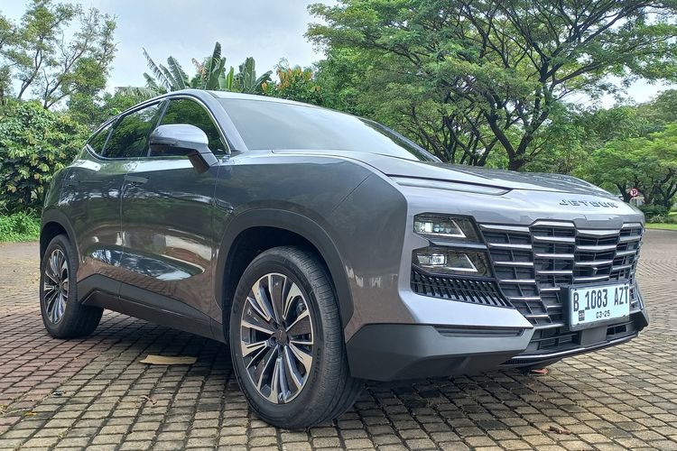 Gaikindo, kecelakaan Porsche, Toyota, perang harga, GIIAS 2025, Penurunan Harga, Jetour, Kecelakaan Porsche, Perang Harga, Populer Otomotif, penurunan harga, artikel terpopuler, kecelakaan porsche, target penjualan kendaraan Gaikindo, biaya perpanjangan SIM A 2025, Gaikindo Revisi Target, Empati Kecelakaan Porsche
