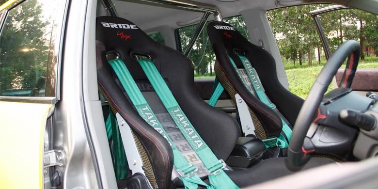 modifikasi mobil, Produk tiruan, keselamatan berkendara, jok racing, Jangan Tertipu, Begini Cara Membedakan Jok Racing Asli dan Palsu