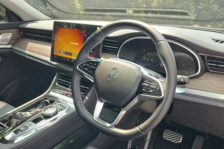 Polytron G3, Polytron G3 Plus, review polytron g3, tes lengkap Polytron G3, Ulasan Lengkap Polytron G3 dan G3+: Mobil Listrik Kelas Premium