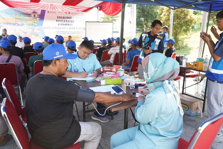 Jasa Marga, ODOL, KNKT, Razia Truk ODOL, Operasi Truk ODOL, Razia Truk ODOL di Jalan Tol, Jasa Marga Gelar Razia ODOL di Tol Cipularang, 28 Truk Terjaring