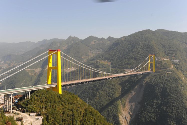 Jembatan, jembatan tertinggi, Jembatan Huajiang Canyon, Hong Kong Zhuha Macau Bridge, Beipanjiang Bridge Duge, Tertinggi di Dunia, Jembatan Huajiang Canyon Lolos Uji Beban 96 Truk