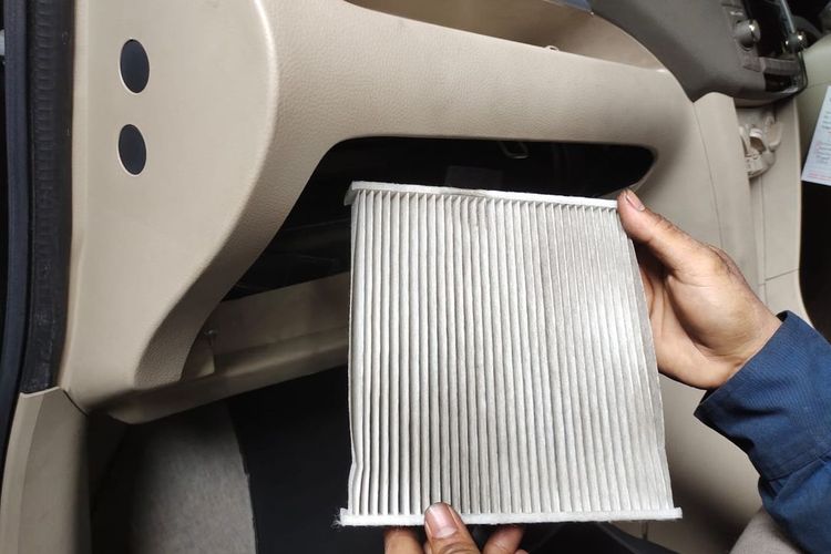 AC Mobil, AC mobil, Freon ac mobil kurang, suara mendesis ac mobil, Mitos atau Fakta, Suara Mendesis di Blower Tanda Freon AC Berkurang?