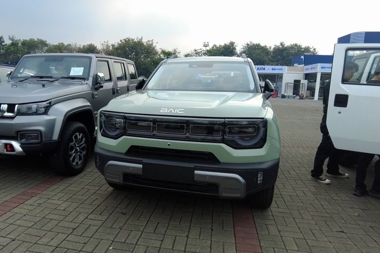 Pameran otomotif, BAIC BJ30 e, pameran otomotif, GIIAS 2025, Mobil Hybrid, GIIAS 2025: BAIC Luncurkan Mobil Hybrid Terbaru BJ30 e