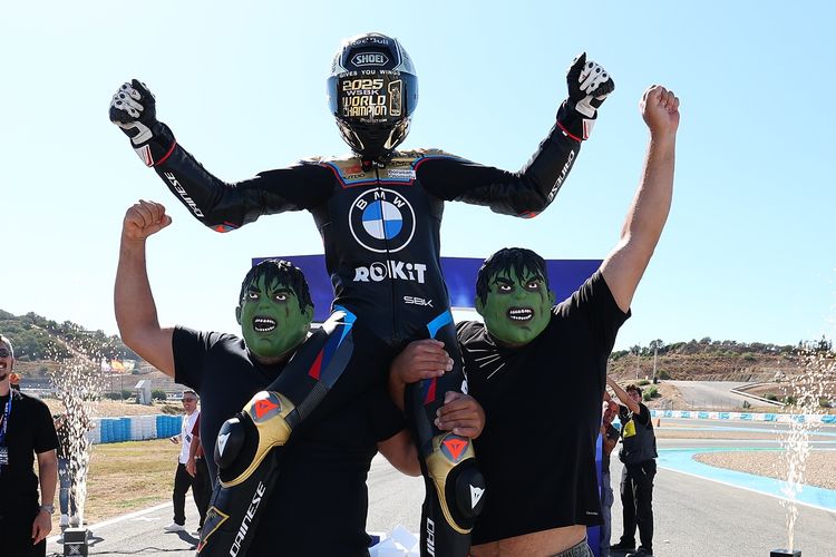 World Superbike, yamaha, WorldSBK, Toprak Razgatlioglu, juara dunia worldsbk, Toprak Kunci Gelar Juara Dunia WorldSBK 2025, Siap Melangkah ke MotoGP