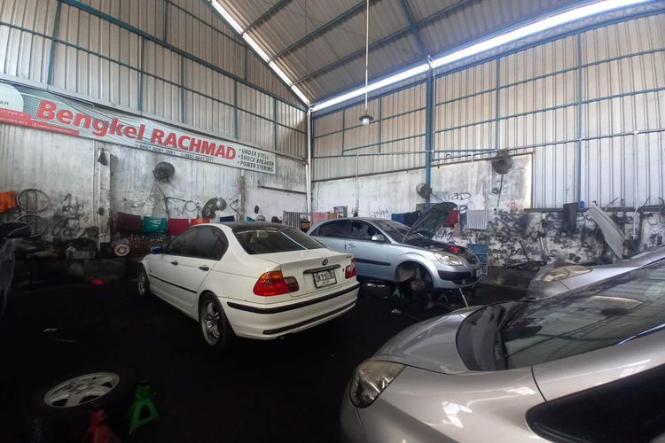 Suzuki Baleno, Wuling Air ev terbakar, teknik pengereman, motor matik, Konsumsi BBM, Mitsubishi Xpander, Wuling Air ev Terbakar, Bengkel Spesialis Kaki-Kaki, Bengkel Resmi, bengkel resmi, bengkel spesialis kaki-kaki, Teknik Pengereman, Motor Matik, Populer Otomotif, artikel terpopuler, wuling air ev terbakar, Setahun Pakai Baleno dan Wuling Air ev Terbakar