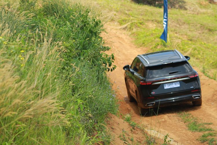 Jaecoo, All Wheel Drive, fitur, roda, Jaecoo J8, Off-Road, mesin, off-road, all wheel drive, Kupas Teknologi Jaecoo J8 AWD, SUV Mewah yang Mampu Diajak Off-Road