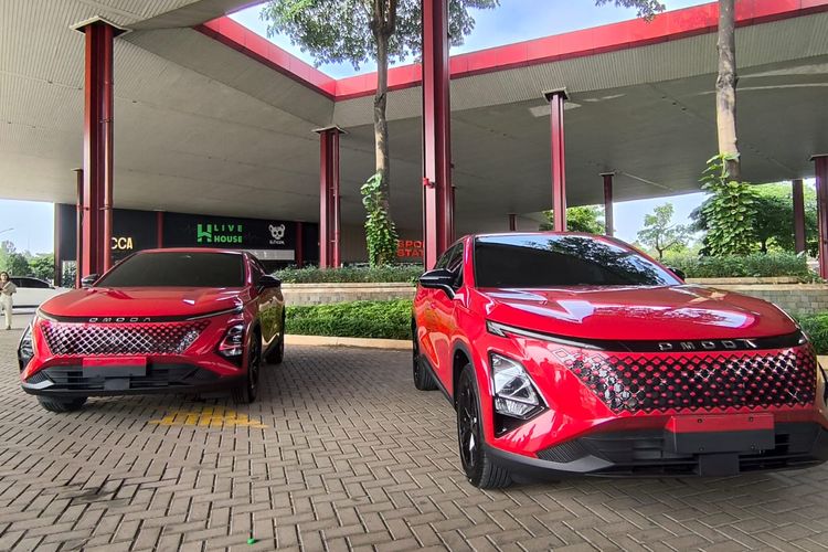 Chery C5, Chery E5, Budi Darmawan, Peluncuran mobil baru, chery c5, chery e5, Emblem Omoda Belum Dicopot dari Chery C5 dan E5, Begini Ceritanya!