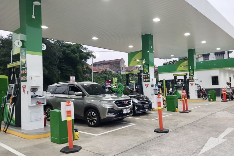 Pertamina, Shell, BP-AKR, harga BBM, pertamina, Kenaikan Harga BBM Jakarta Juli 2025: Pertamax, Shell, BP-AKR