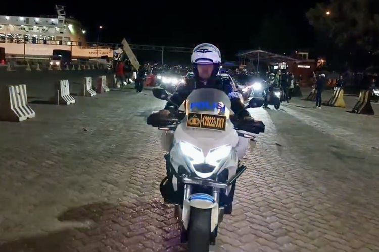 otomotif, pengawalan, Marc Marquez, Valentino Rossi, Pengawalan, Mobil Hybrid, viral, kendaraan bermotor, Populer Otomotif, tips otomotif, Denza, [POPULER OTOMOTIF] Pengawalan Polisi Gratis, Marc Marquez Kejar Rekor Rossi