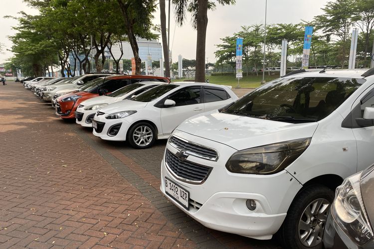 mobil bekas, penjualan mobil, Populer Otomotif, artikel terpopuler, GIIAS 2025, Mobkas Rp 50 Jutaan, GIIAS 2025 Dorong Penjualan