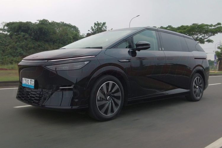 test drive, mobil listrik, biaya perawatan, MPV listrik, Xpeng X9, Gratis, Biaya Perawatan Xpeng X9 sampai 100.000 Km