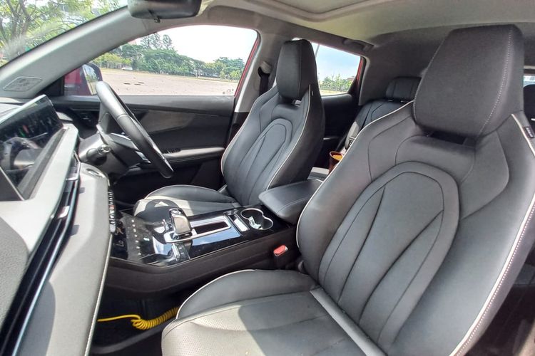 interior, Mobil Hybrid, test drive, Chery, Tiggo Cross, Chery Super Hybrid, SUV Hybrid, Interior Chery Tiggo Cross CSH: Mewah, Modern, dan Sarat Teknologi
