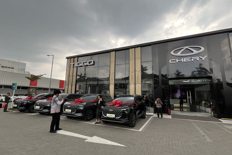 mobil china, Chery, Daftar mobil terlaris, Chery Sales Indonesia, Penjualan Chery, Lampaui BYD, Chery Jadi Mobil China Terlaris di Indonesia