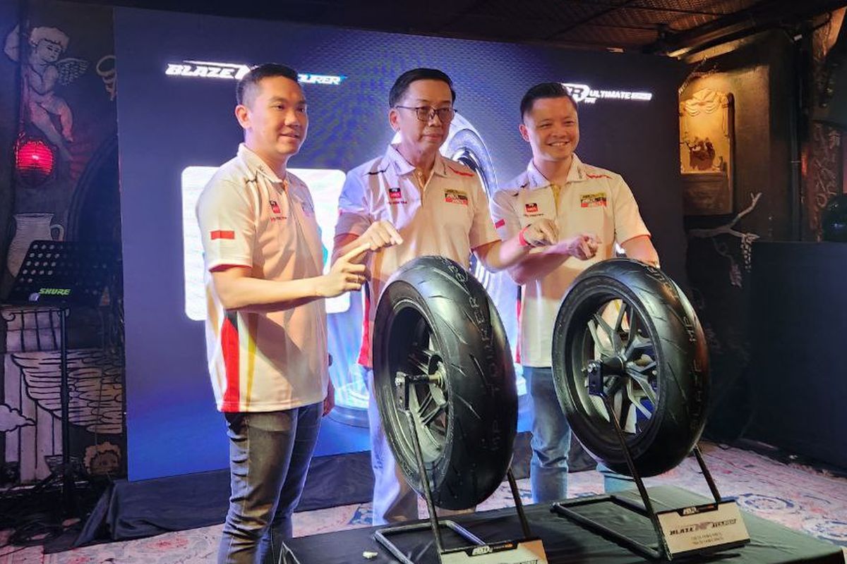 FDR Kenalkan Blaze MP Tourer, Ban Baru untuk Forza dan Xmax