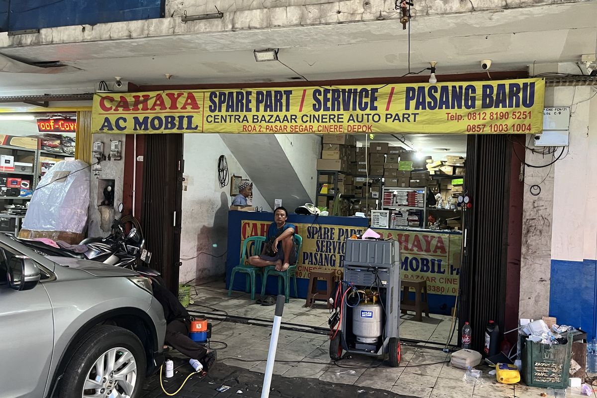 Mengapa Mobil Baru Perlu Bongkar Dasbor untuk Servis AC?