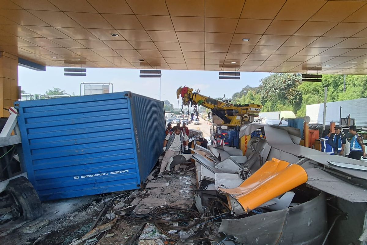 Kenapa Gerbang Tol Ciawi 2 Sering Ditabrak Truk?