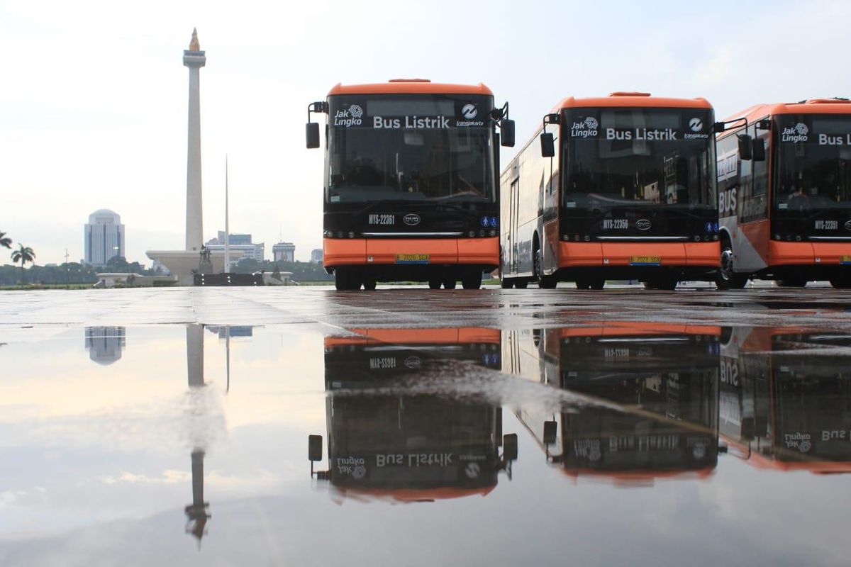 Transjakarta Targetkan Bus Listrik 2030 untuk Transportasi Hijau