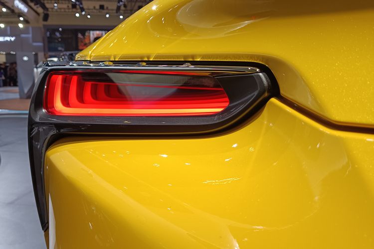 GIIAS 2025, desain mewah, Mobil Hybrid, Lexus LC 500h, Lexus LC 500h: Sedan Hybrid Mewah di GIIAS 2025