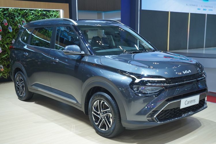 GIIAS 2025, Carnival, Hybrid, hybrid, carnival, Kia Carnival Hybrid dan Carens Ramaikan GIIAS 2025
