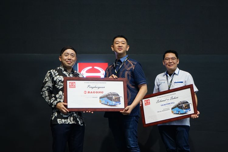 Hino, Bagong Transport, Hino Motors Sales Indonesia, hino, bagong transport, Hino Serahkan Bus RM 280 ABS kepada Bagong Transport
