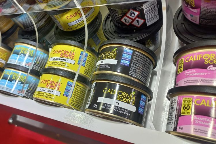 kabin mobil, pengharum kabin, evaporator, AC Mobil, Evaporator AC Mobil, Mau Kabin Mobil Tidak Mudah Panas? Kurangi Pemakaian Pengharum