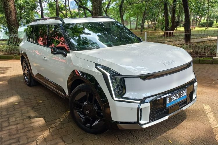 Kreta Indo Artha, karet wiper, Jakarta, mudik Lebaran 2025, Persiapkan Mobil Anda untuk Mudik Lebaran 2025 di Musim Hujan