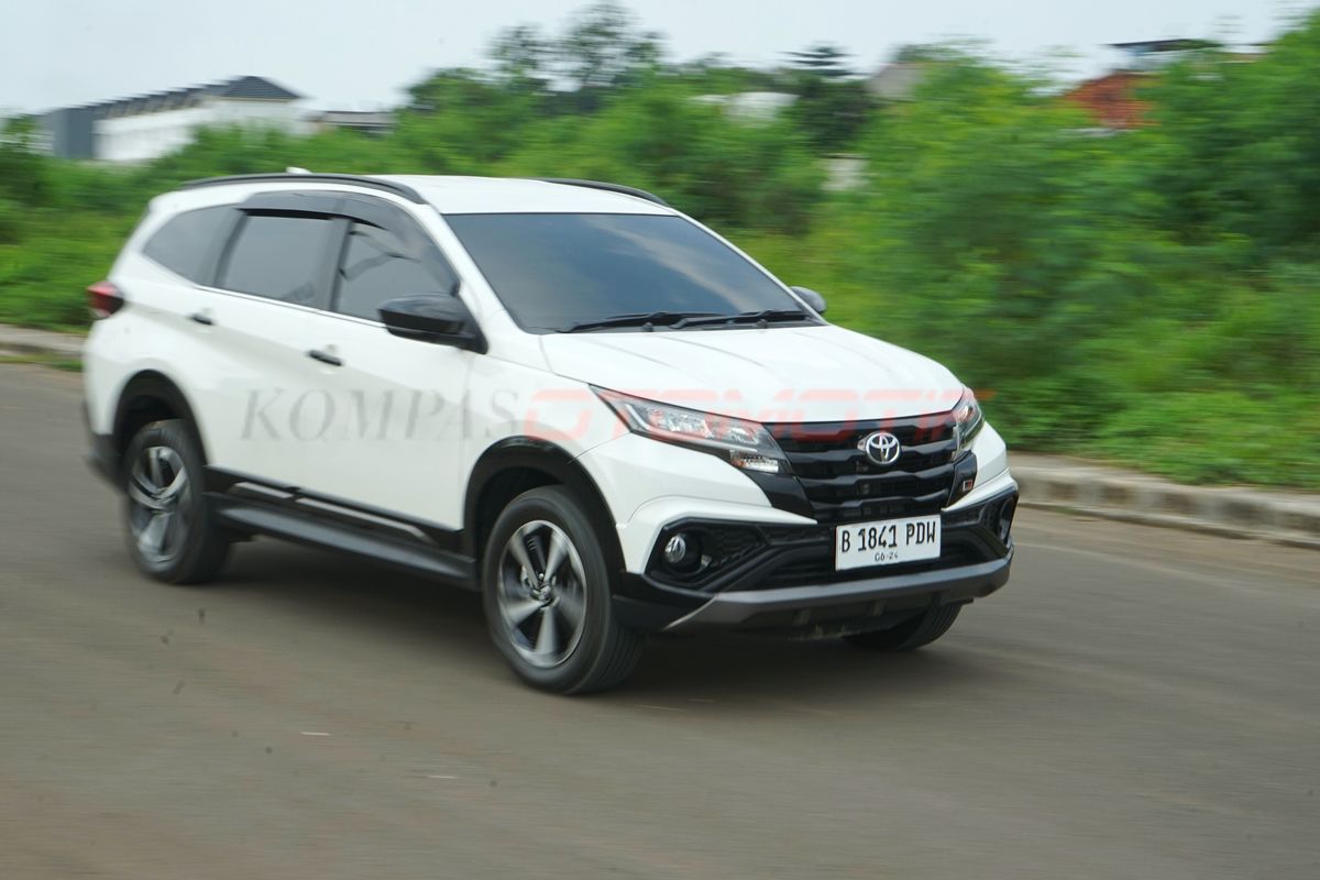 Penjualan LSUV Turun 7 Persen pada Maret 2025, Rush-Terios Dominan