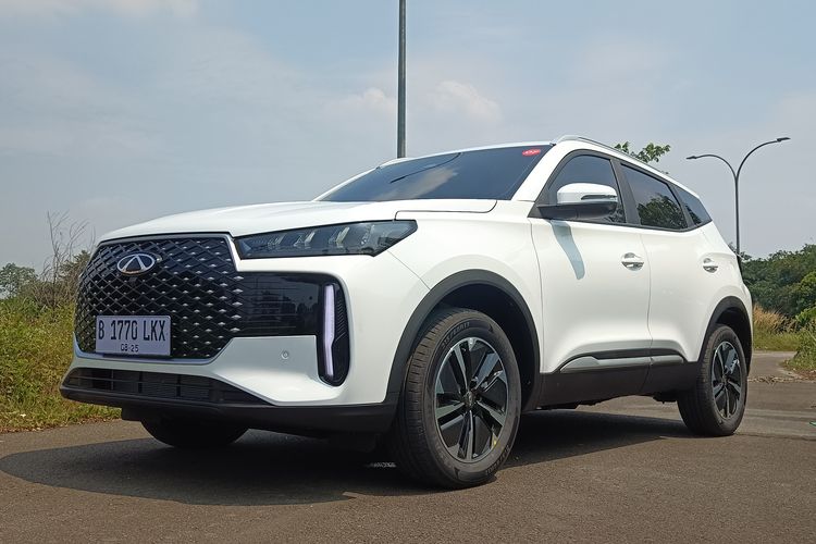 hybrid, Daihatsu, Motor Listrik, Chery, Tenaga, ramah lingkungan, Rocky e-Smart Hybrid, Tiggo Cross CSH, Real Hybrid Rocky Vs Super Hybrid Tiggo Cross, Pilih yang Mana?