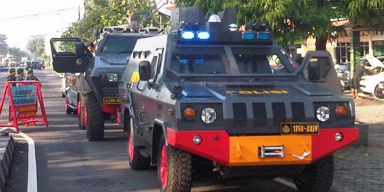 rantis, rantis brimob lindas ojol, Rantis Brimob, ojol dilindas mobil rantis, Rantis Brimob Punya Blind Spot Mematikan: Ada Risiko di Jalan Padat