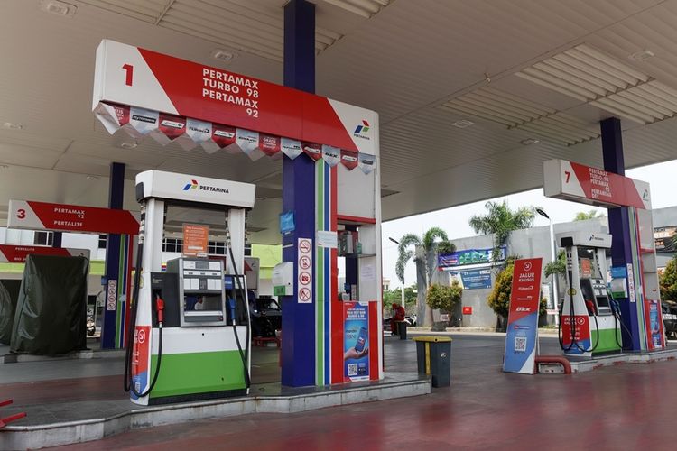 Pertamina, harga BBM, daftar harga BBM, kendaraan bermotor, daftar harga bbm, Harga BBM Non Subsidi Per 1 Agustus 2025, Pertamax Turun, Dexlite Naik