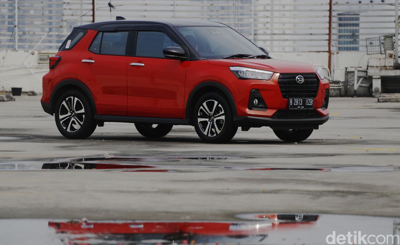 Array,Perbandingan Harga Suzuki Fronx Vs Rocky-Raize dan WR-V