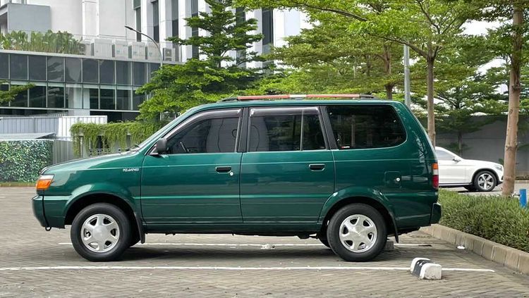 Array,48 Tahun Kijang di Indonesia: Dari Mobil Bak Jadi Mobil Andalan Pejabat