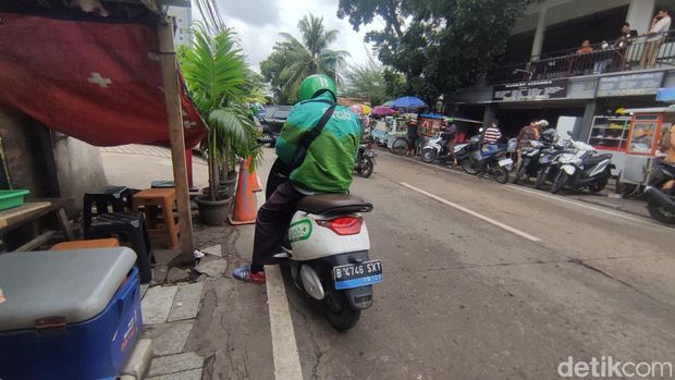 Array,UMR Jakarta Lewat! Segini Upah Ojol yang Narik 6 Jam/Hari