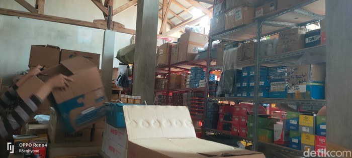 Ini Ciri-ciri Suku Cadang Motor Palsu, Jangan Sampai Kena Tipu!