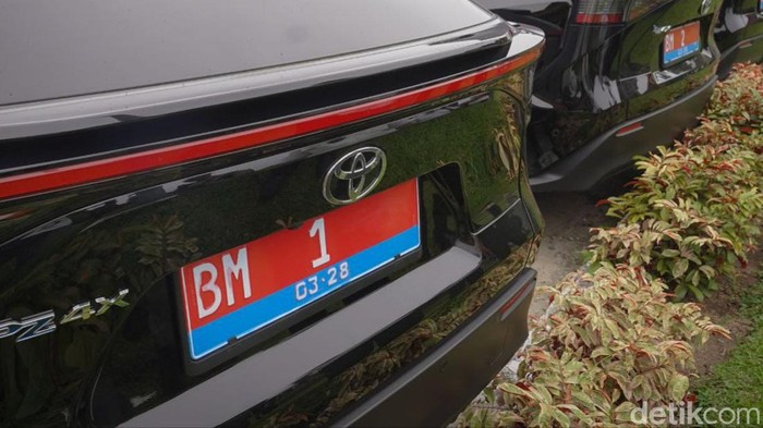 Anggaran Mobil Dinas Satu Pejabat Nyaris Rp 1 M, Begini Kata Istana