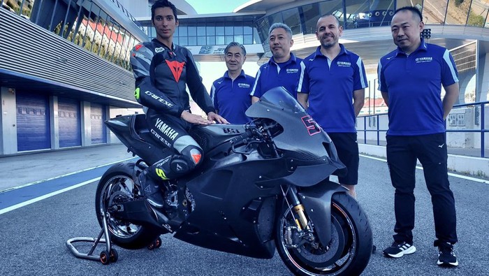 Toprak Pernah Tes YZR-M1 Hasilnya Kurang Oke, Kenapa Yamaha Tetap Rekrut?