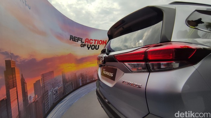 Daftar Harga Daihatsu Terios 2025, Paling Murah Sekarang Segini