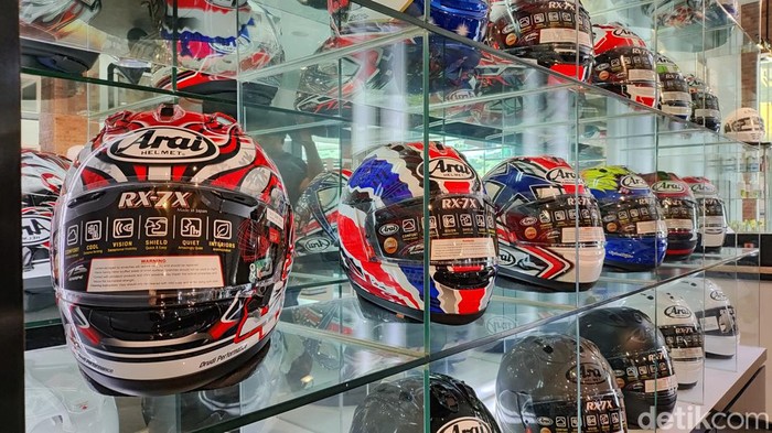 Cara Mudah Merawat Helm Mahal Arai, Biar Tidak Cepat Rusak