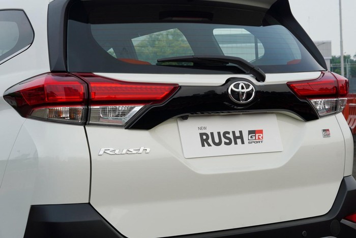 Toyota Rush Masih Laris Manis, Tipe Ini Paling Banyak Diburu Orang Indonesia
