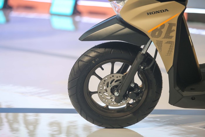 Jauh Juga! Segini Jarak yang Bisa Ditempuh Honda BeAT Sekali Isi Full Tank