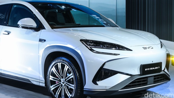 Penjualannya Merosot, Ini Mobil BYD yang Paling Laris di Indonesia