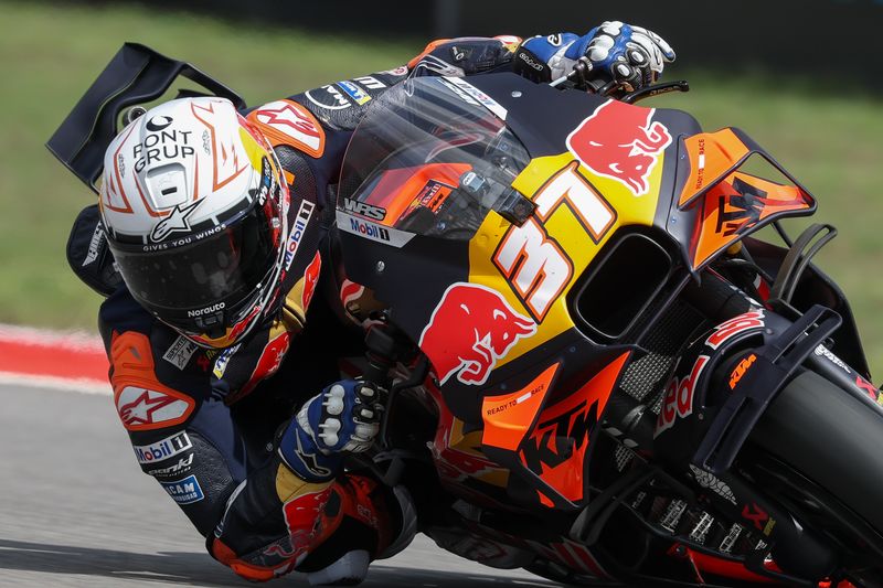 Array,Sprint Race MotoGP Ceko 2025: Marquez Juara, Bagnaia Kedodoran!