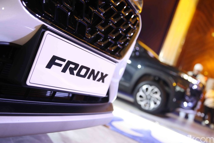 Cara Suzuki Goda Orang Indonesia Pakai Fronx saat Penjualan Lesu