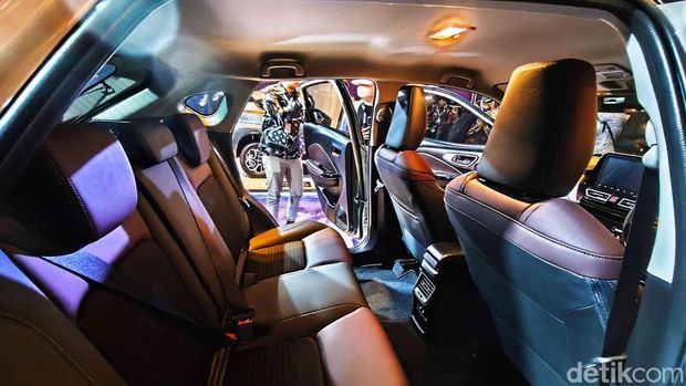 Array,Membahas Interior Suzuki Fronx, Termewah di Kelasnya?